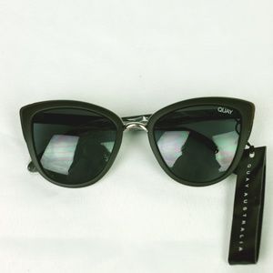 Quay Australia Honey Cat eye sunglasses NEW